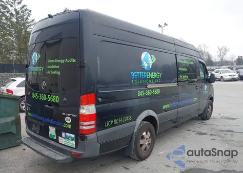 2016 Mercedes-Benz Sprinter 2500 High Roof из США, поврежденный, VIN 8BTPE8DD1GE123016